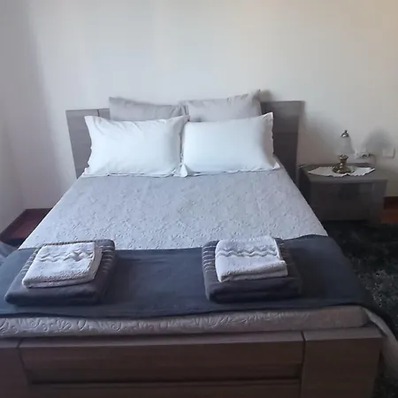 Casa Senhora Da Veiga *